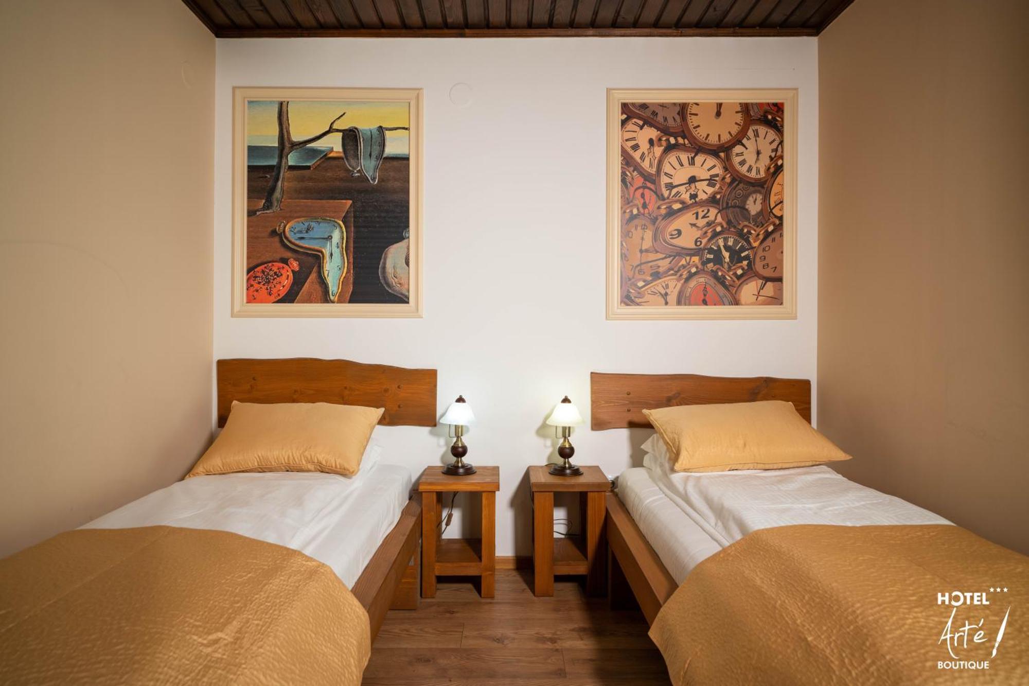 Art'E Boutique Rooms Беїле-Тушнад Екстер'єр фото