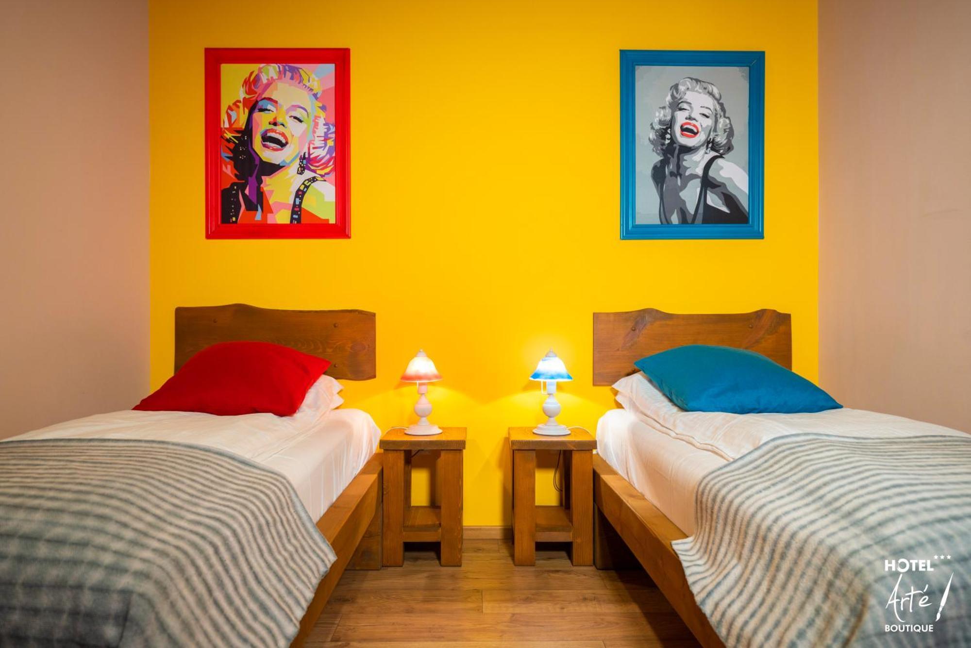 Art'E Boutique Rooms Беїле-Тушнад Екстер'єр фото
