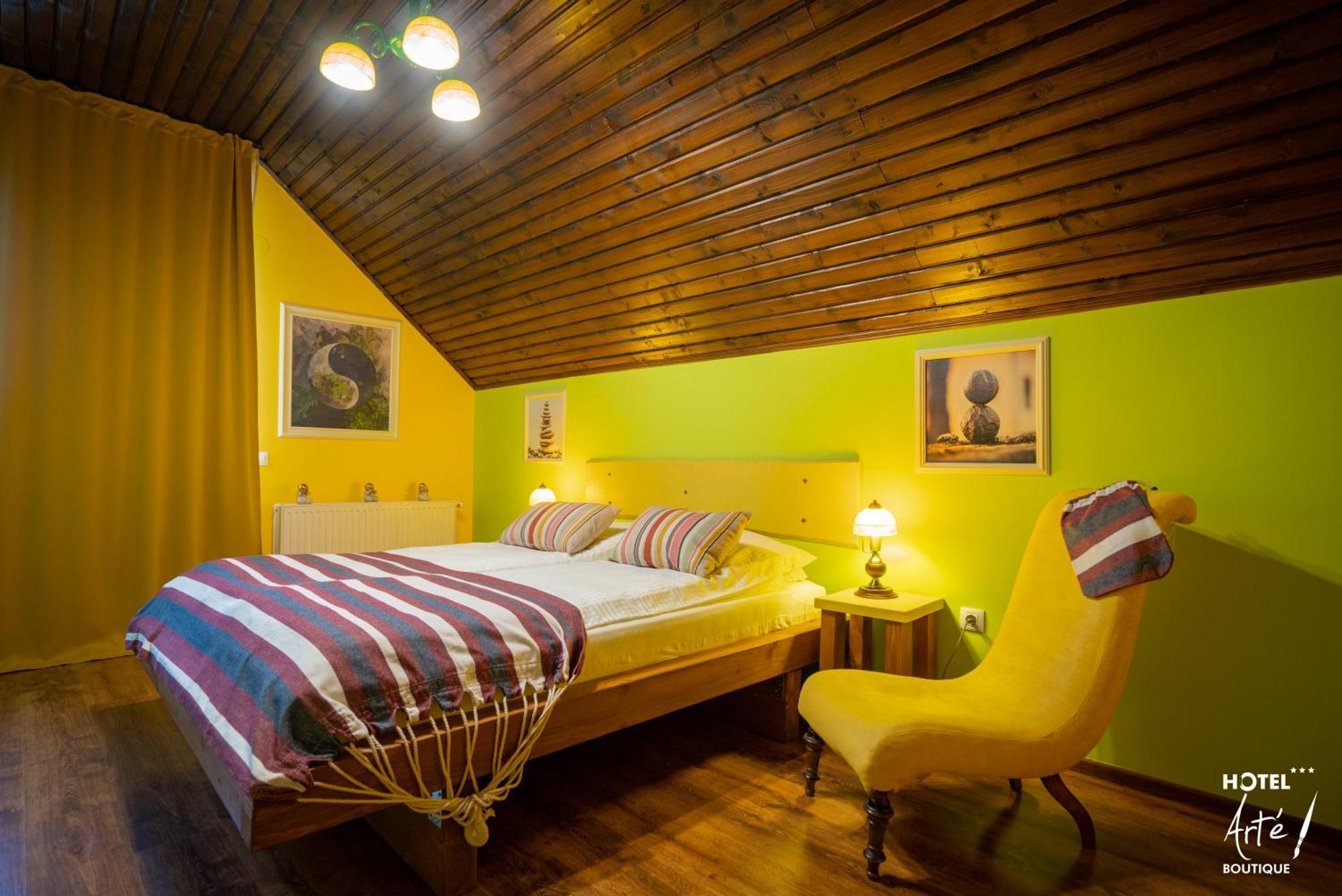Art'E Boutique Rooms Беїле-Тушнад Екстер'єр фото