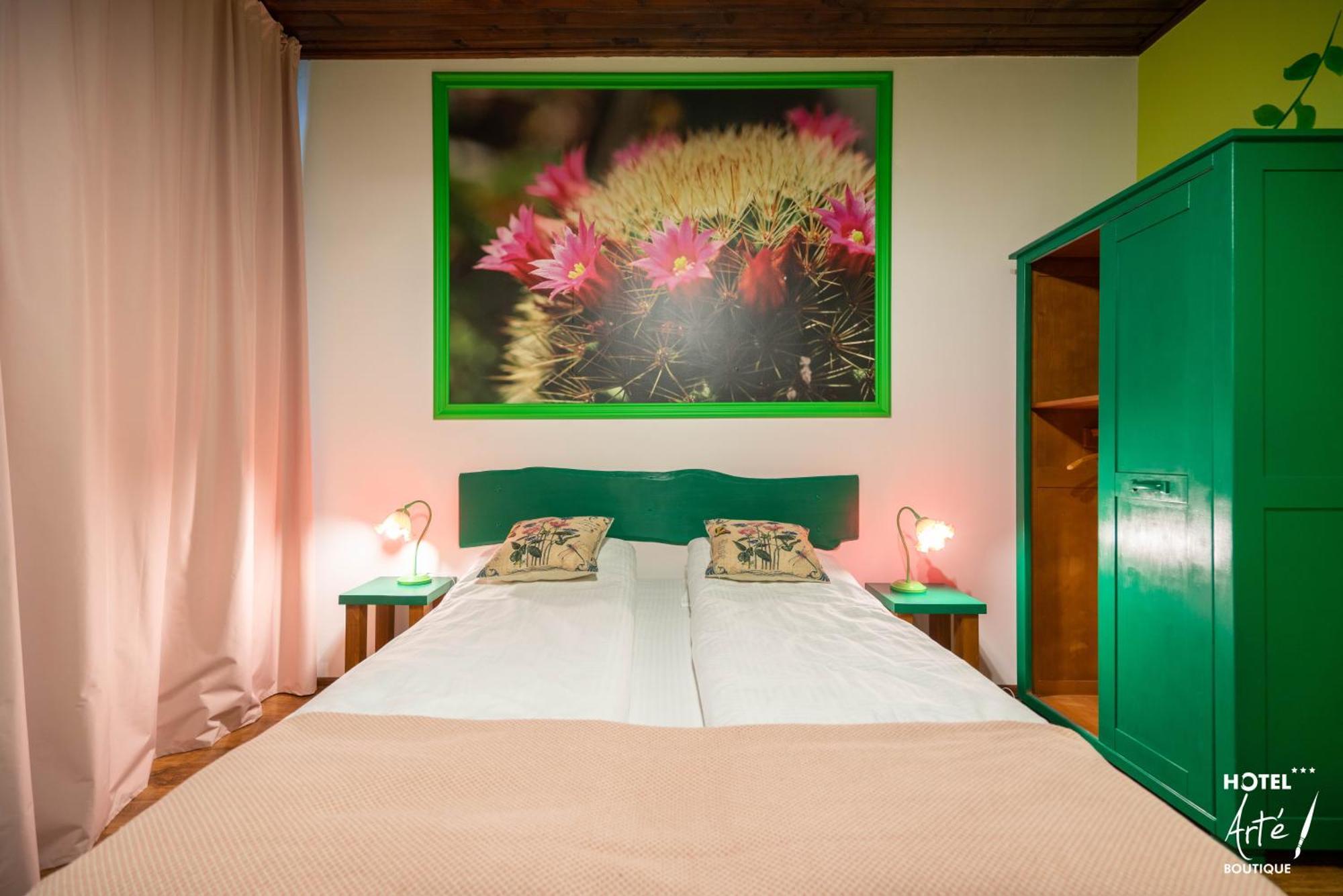 Art'E Boutique Rooms Беїле-Тушнад Екстер'єр фото