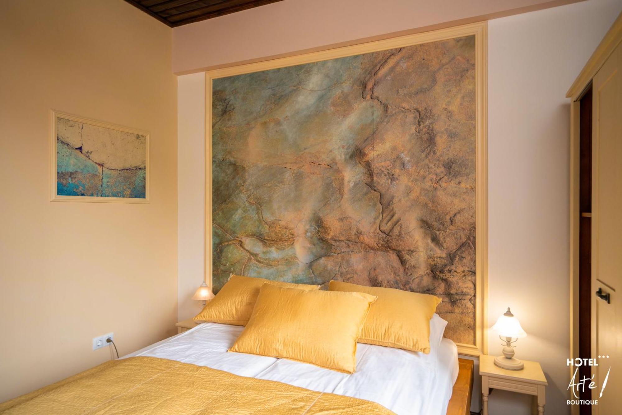Art'E Boutique Rooms Беїле-Тушнад Екстер'єр фото