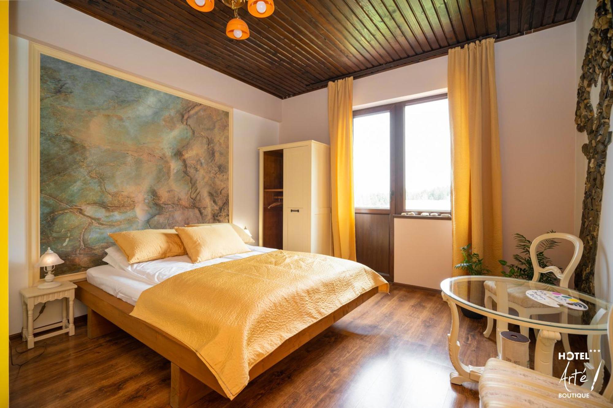 Art'E Boutique Rooms Беїле-Тушнад Екстер'єр фото